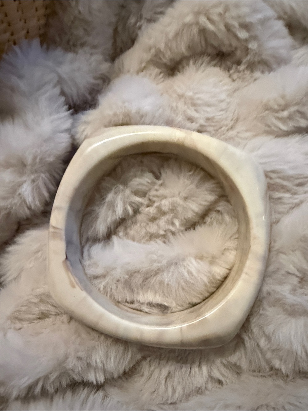 Ivory Bangle - Picture 2 of 7